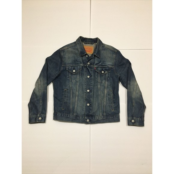 Levi Strauss &amp; Co. Other - Levi Strauss Levi's Mens Dark Wash Faded Denim Trucker Jacket Size Small